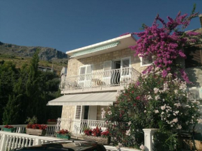 Apartments Stan - 150m from the sea